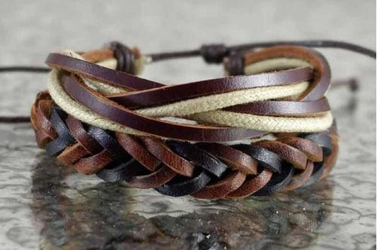Set of twisted leather fashion bracelets